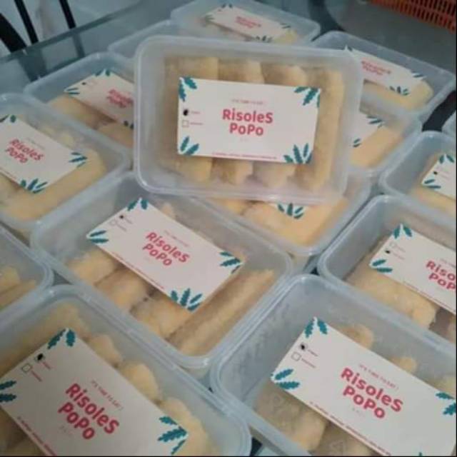 

Risoles popo,dengan dua varian rasa yaitu original dan mayonaise,tersedia dalam bentuk Frozen, enak.