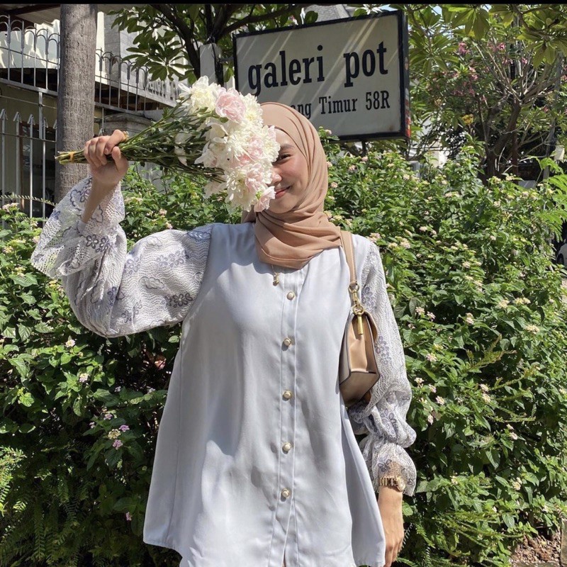 Diane blouse vanilla hijab