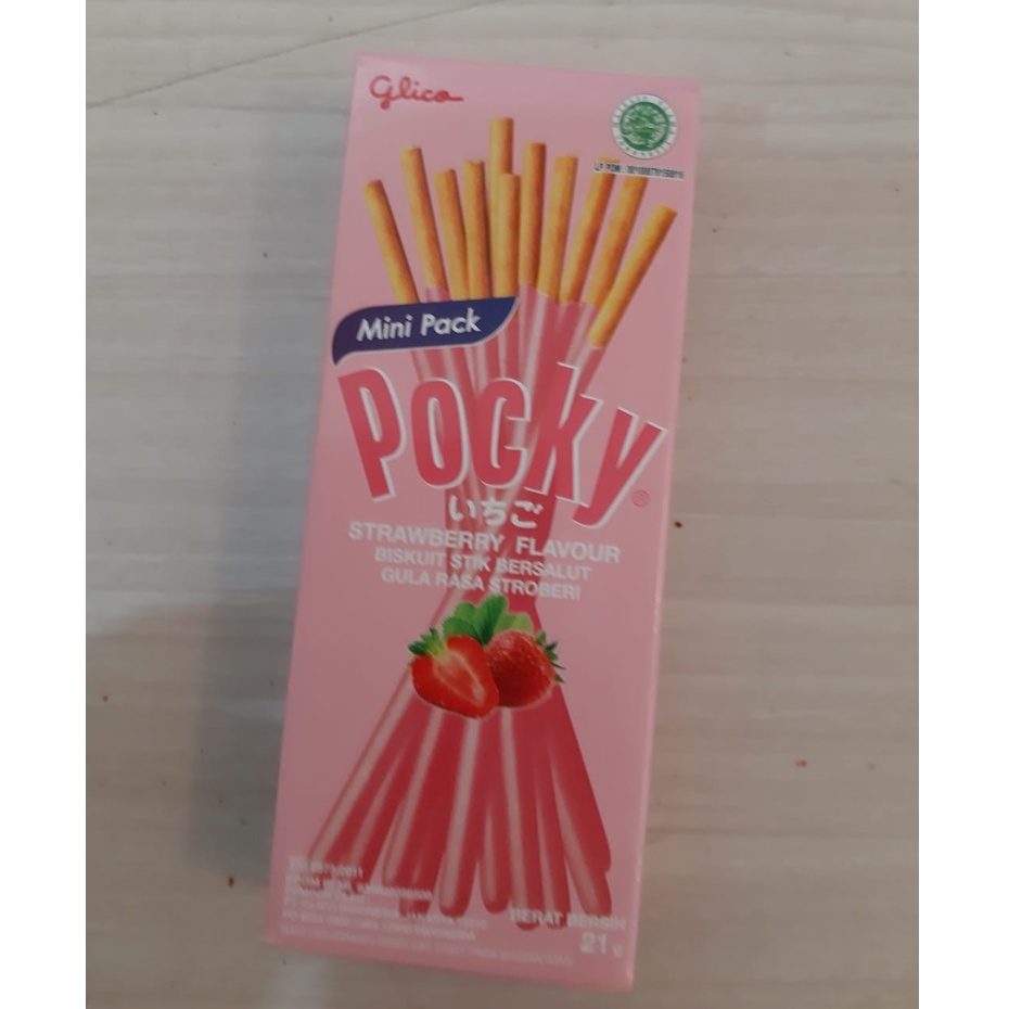 

pocky stik strawberry 21grm