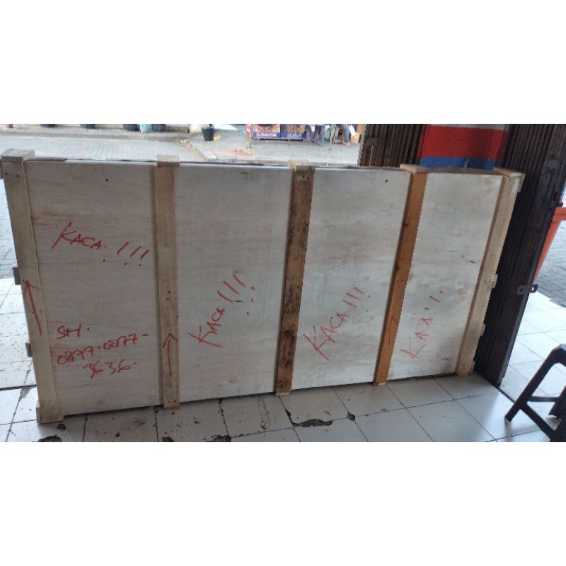 

packing teriplek panel 300wp,400wp,500wp