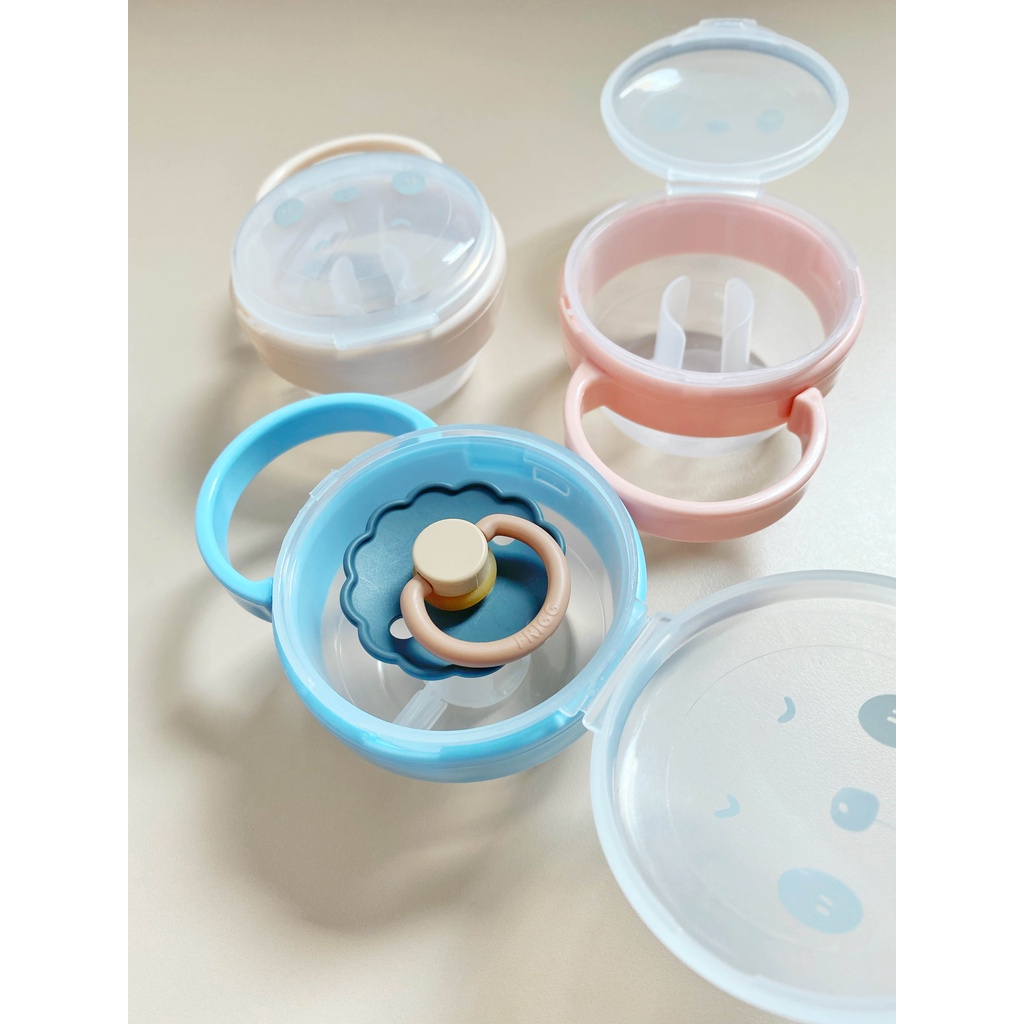 CASE PACIFIER Kotak wadah empeng lucu model gantung  Kotak wadah empeng Wadah bayi Empeng bayi dot , Dot Silikon Fleksibel untuk Bayi Newborn  Pacifier Case/ Kotak Empeng / Kotak Dot / Wadah Dot / Tempat Dot CASE DOT PACIFIER CASE WADAH DOT WADAH