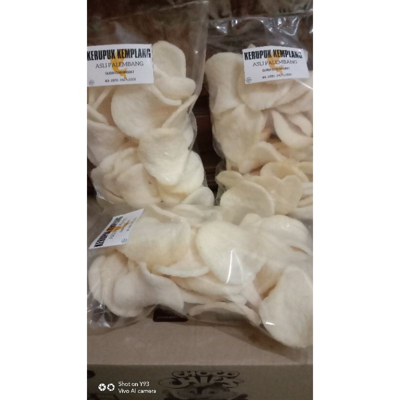 

Kerupuk matang Palembang