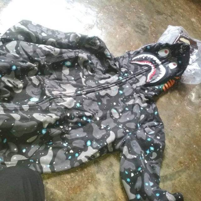 Bape GITD camo super premium