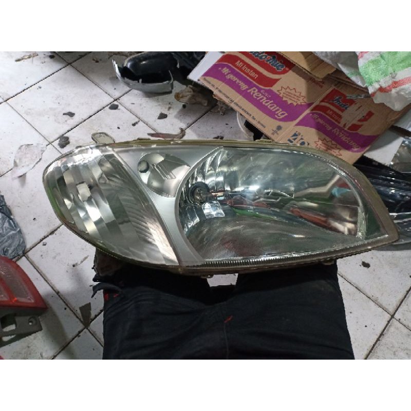 headlmap vios 2004