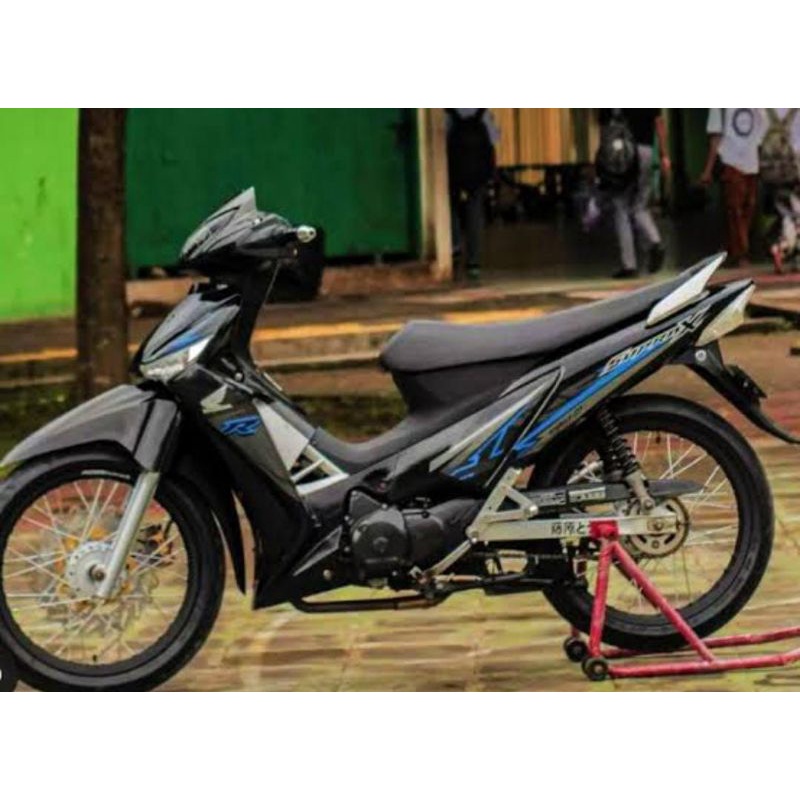 striping motor standar ori supraX 125 fi 2018 biru sticker motor supraX 125 fi 2018 biru