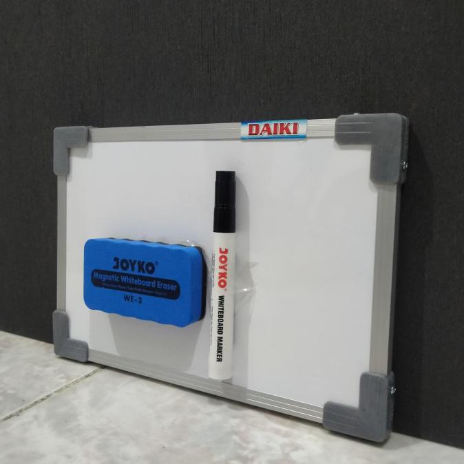

Whiteboard / papan tulis magnetic uk 20x30 cm