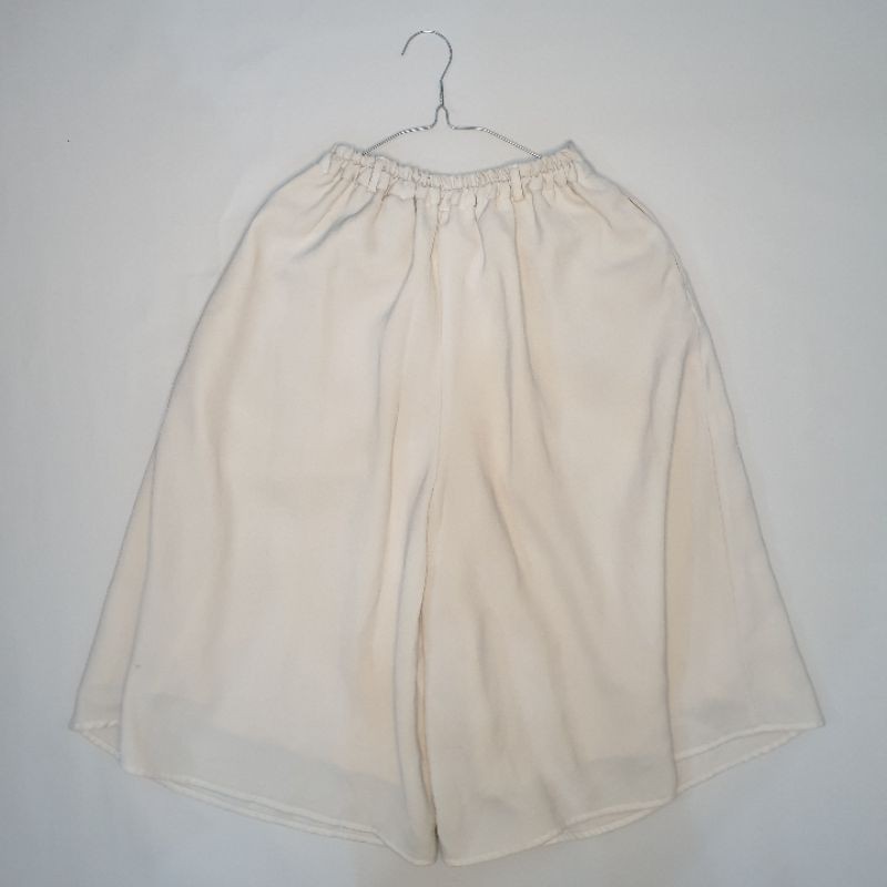 preloved celana model rok putih tulang