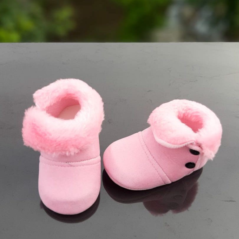 TOKOERS PRP04 Sepatu boot baby bayi new born prewalker anak 1_11 bulan motif bulu bahan lembut