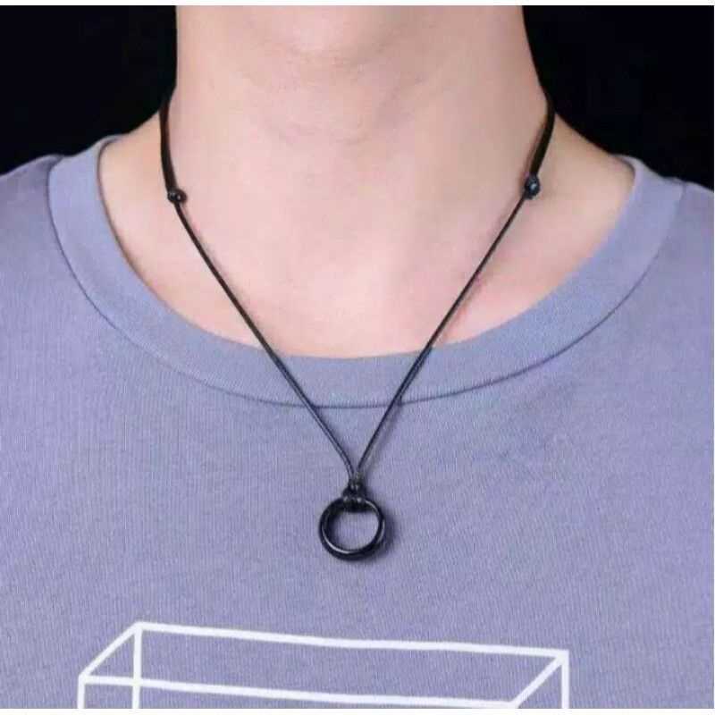 Kalung Tali Kulit Korea Hitam Polos Liontin Cincin