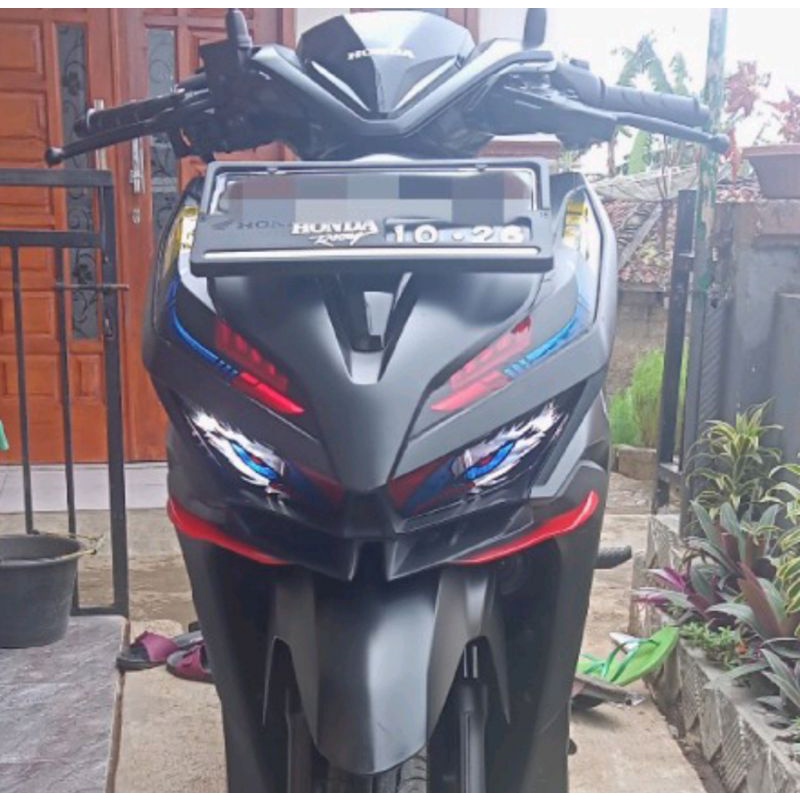 stiker lampu vario 2018 - 2022