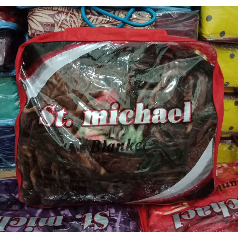 Selimut St. Michael Semi Jumbo Ukuran 200x220 cm Red Label Panel Halus Dan Tebal Kualitas Premium