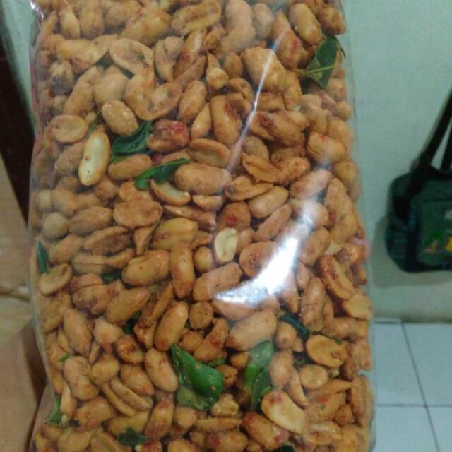 

Kacang thailan 1 kg(50.000)