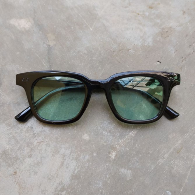 RRNS KM-005 Kacamata Wanita Pria Optik Anti Sunglass Dengan Fashion Sunglasses Kacamata Hitam-BLACK/DARKGREEN