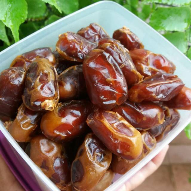 

Kurma Khalas