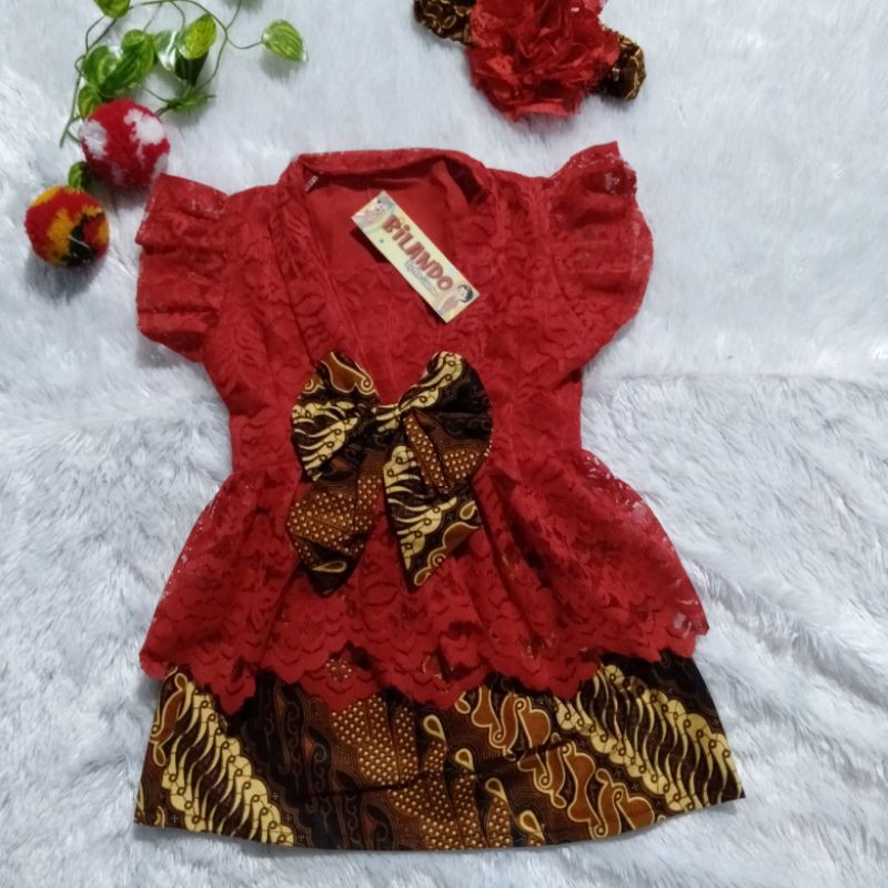 Kebaya brokat anak modern warna merah