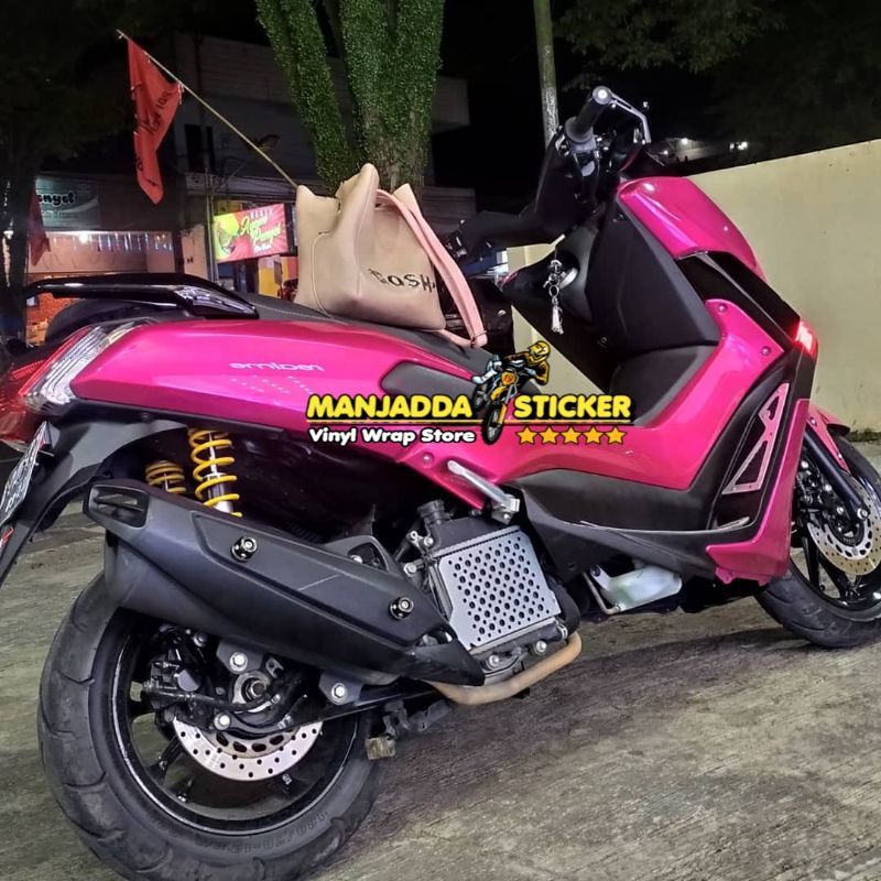 stiker skotlet motor warna pink metalik candy