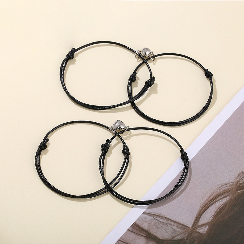 2 Pcs Fashion Magnetik Pasangan Gelang Tali Lilin Unisex Aksesori Hadiah - Be Ready stock