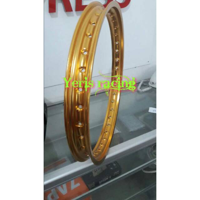 Vleg rossi. Ukuran 140 ring 17... 1 pc.
