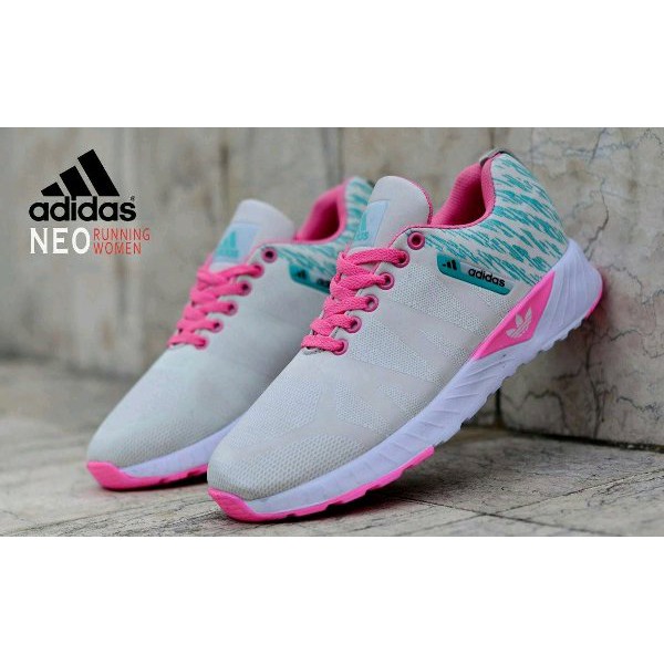 Sepatu sport wanita adidas neo merah hitam / Trandy Fashion Modis Entertainment Artis / Olah Raga
