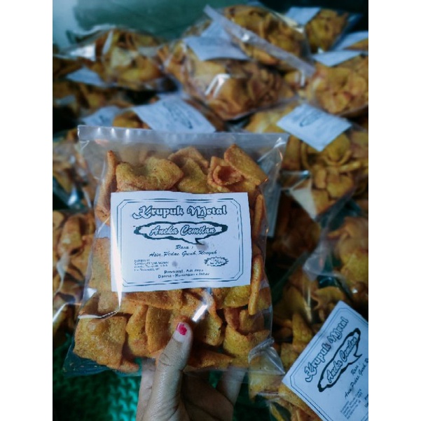 

KRUPUK METAL, KRUPUK ENAK, KRUPUK LADA, KRUPUK ENAK DI SEGALA SITUASI