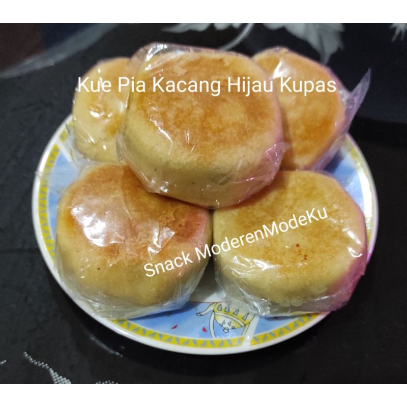 

Kue Pia Kacang Hijau khas Pontianak isi 5 - 100% Halal