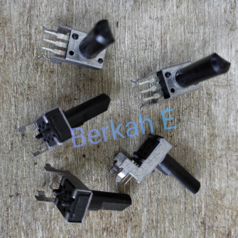 Potensio 3 kaki 10K