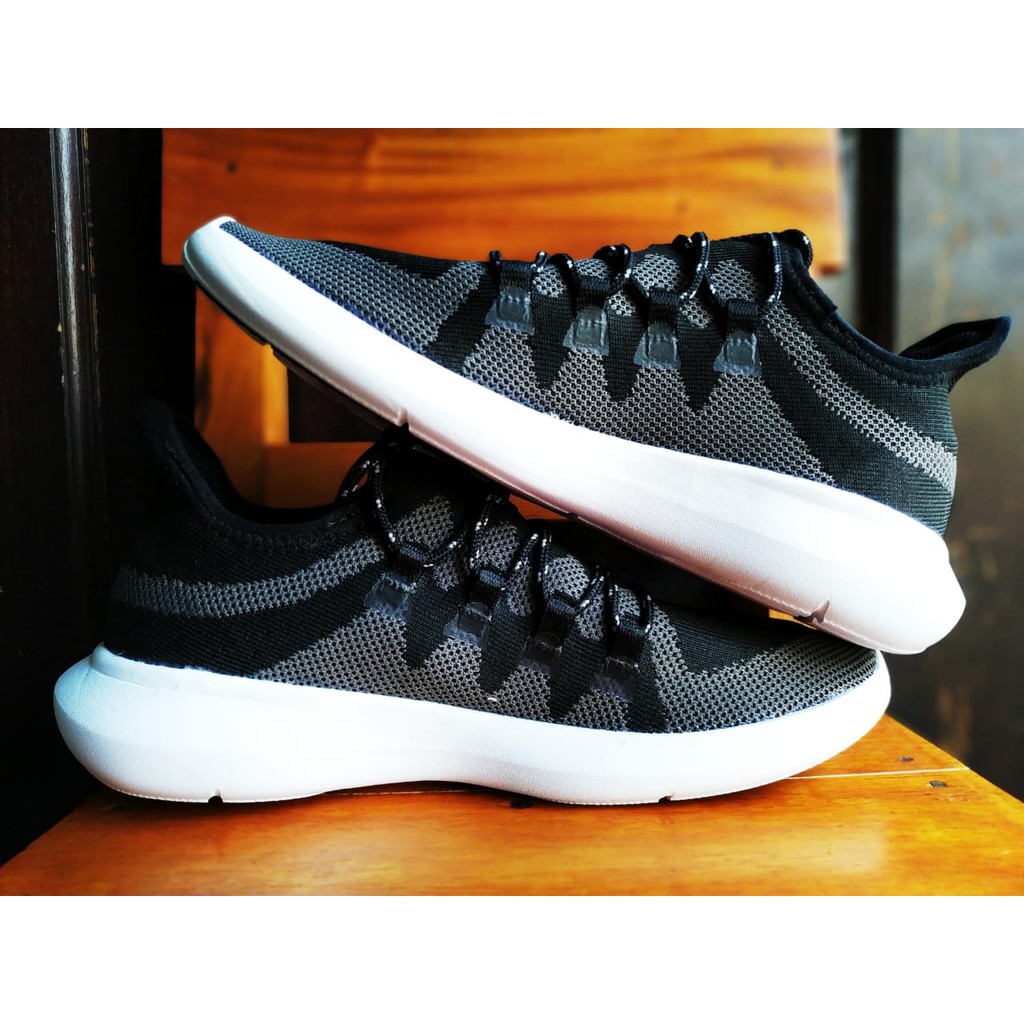 Sepatu Piero Rewind KNIT Black White