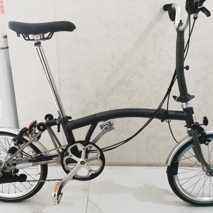 Brompton sepeda lipat