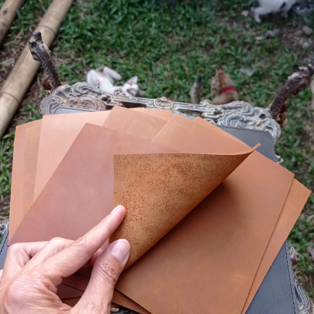 Leather Sheet Bahan Kulit Sapi Lembaran Ukuran Kecil 15 cm x 20cm