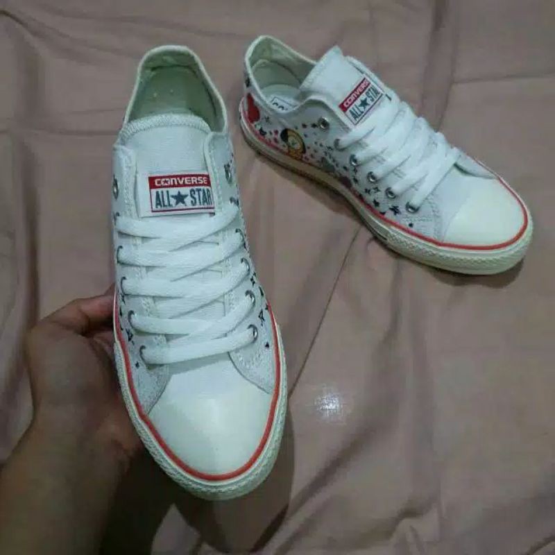 SEPATU CONVERSE BT21 WHITE