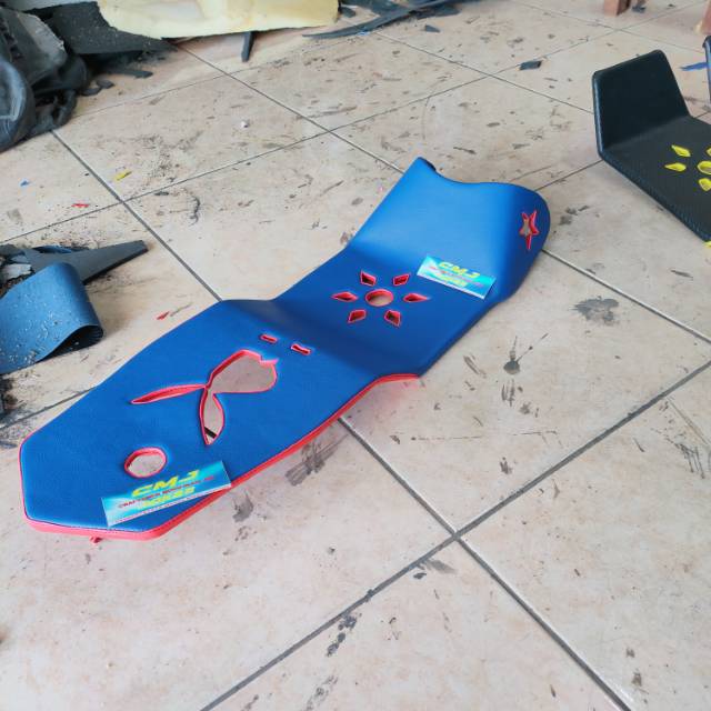 Jok motor vixion new nvl model ambles variasi lobang