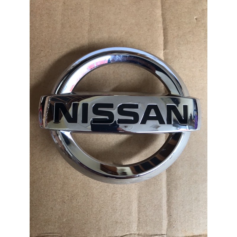 Emblem Logo Grill Nissan Xtrail T31
