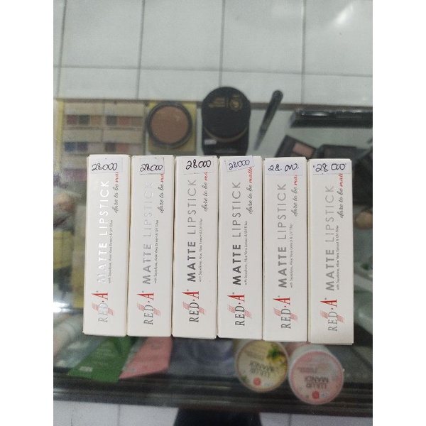 MATTE LIPSTICK RED-A