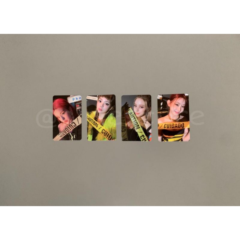 Pc ITZY Yeji Lia Ryujin Chaeryeong Garis Polisi Guess Who Official Photocard