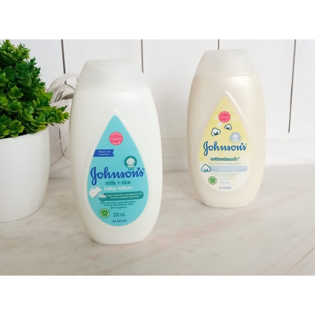 Johnson's (Johnsons) Face &amp; Body Lotion 200ml