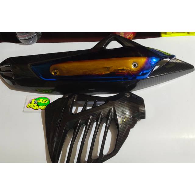 Tutup knalpot n max tutup radiator n max karbon tameng plat 2tone sepaket