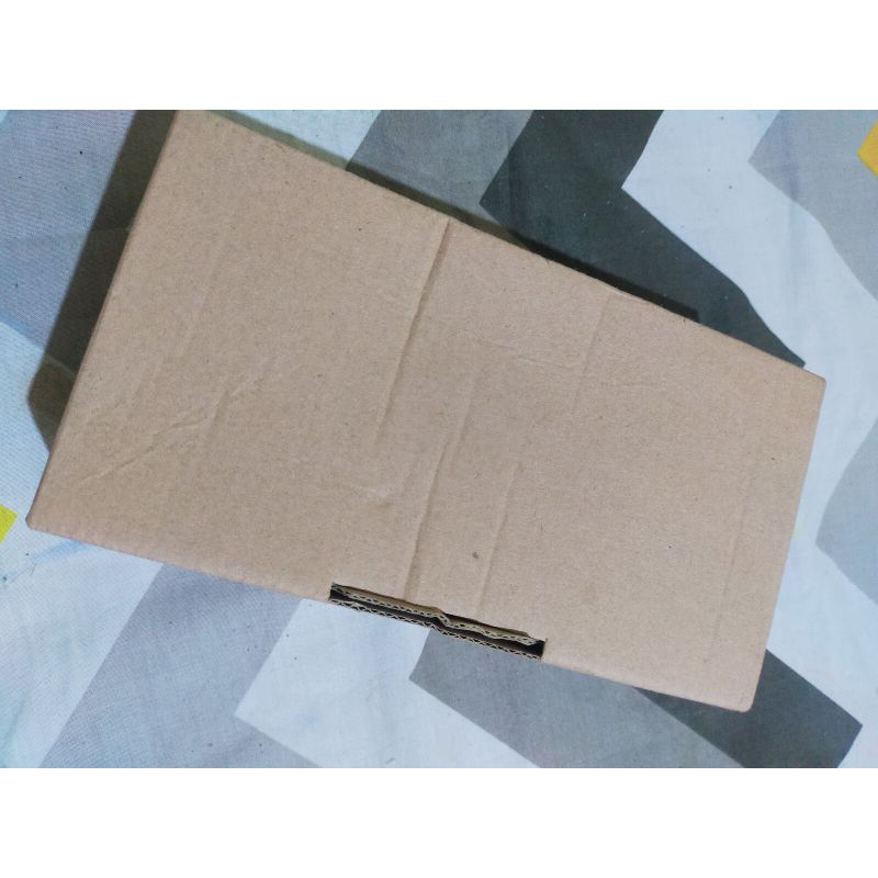

kotak kado / box hampers size 15x8