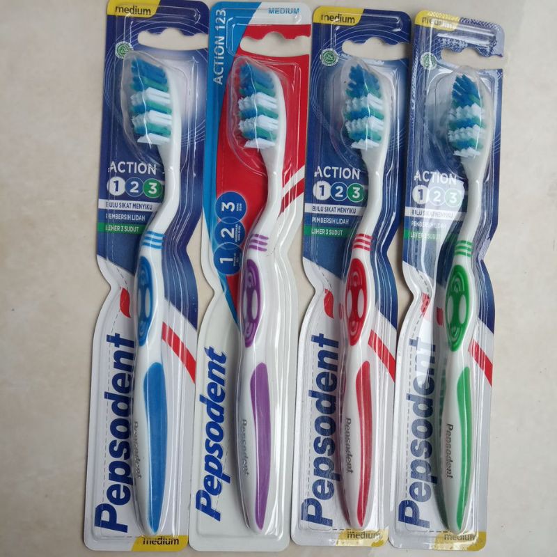 Sikat gigi pepsodent