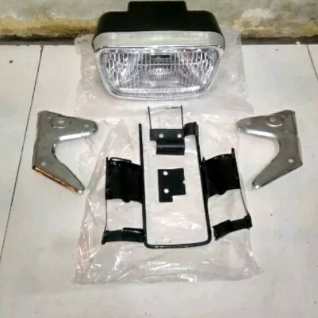 LAMPU DEPAN YAMAHA RX KING 2004 SET DUDUKAN
