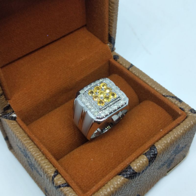 cincin berlian eropa dan batu yellow shappire ( yakut ) free memo
