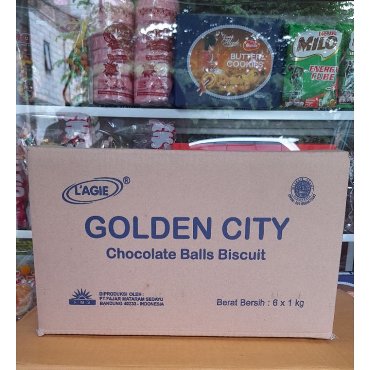 

coklat lagie kiloan cokelat legie golden city chocoball isi biskuit 1 karton isi 6kg