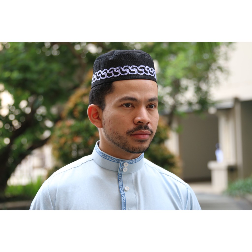 

Qonnoq Peci Syahlaa by Qonnoq Moslem Wear Official Store
