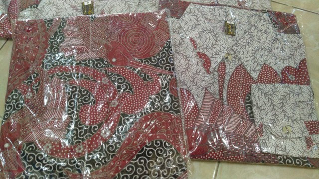 Kemeja Batik Pria Lengan Panjang• Baju Batik Pria• Batik Pria• Batik Formal Dan Casual