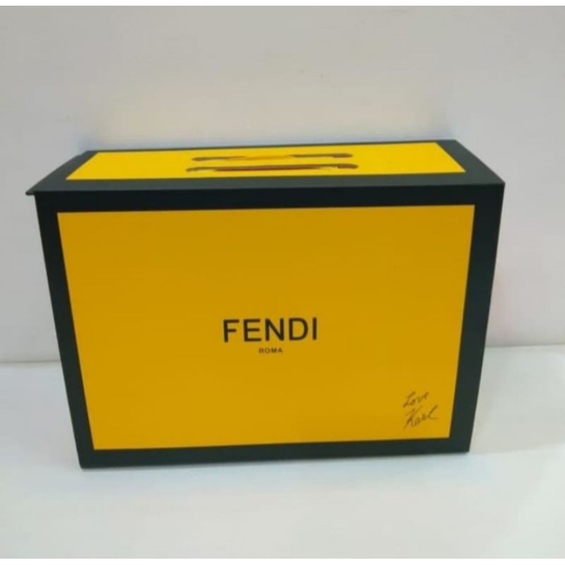 Box tas Fendi 25cm