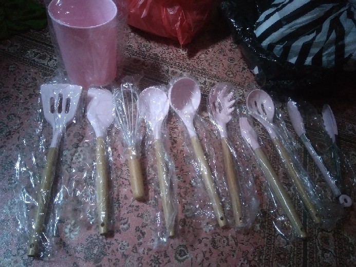 Spatula Set 10in1 Silikon Kayu Sendok Sutil Brush Penjepit Kocokan Alat Dapur Masak