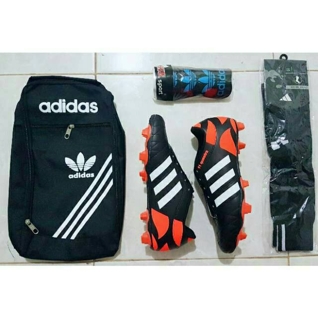 Sepatu bola adidas questra 11 like new hitam orange (KOMPLIT)