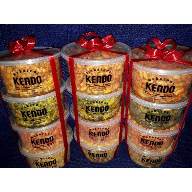 

MAKARONI KENDO parcel edition isi MIX 4 rasa / Cemilan Pedas Gurih Renyah/Pedas Cabe Ijo /Keju /Balado