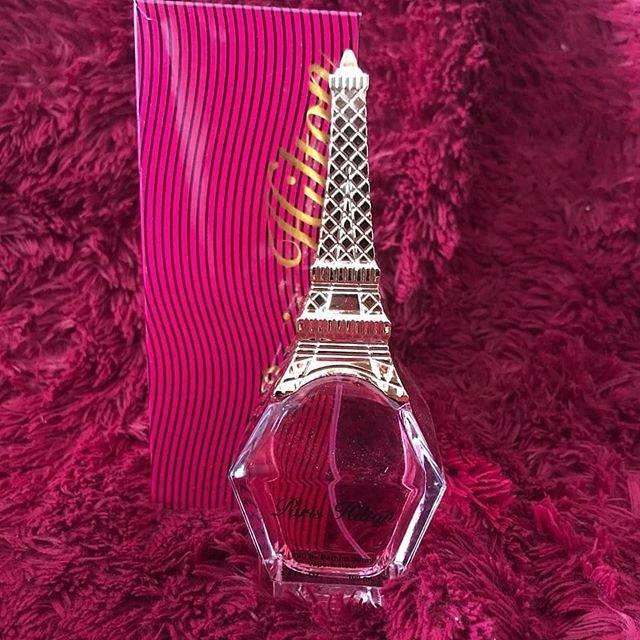 Parfum paris hilton