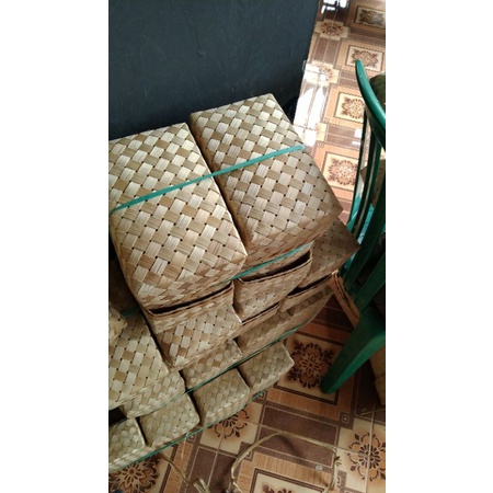 

besek cantik 20x12x7cm sepasang