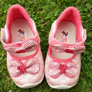 Sepatu anak perempuan sepatu anak lucu sepatu anak pita Sepatu anak perempuan sepatu anak lucu sepatu anak pita